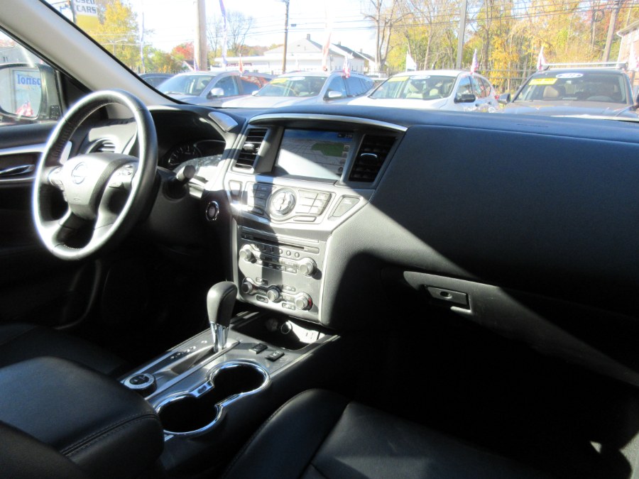 2020 Nissan Pathfinder 4x4 SL, available for sale in Linden, New Jersey | Route 27 Auto Mall. Linden, New Jersey 2020 Nissan Pathfinder 4x4 SL, available for sale in Linden, New Jersey | Route 27 Auto Mall. Linden, New Jersey