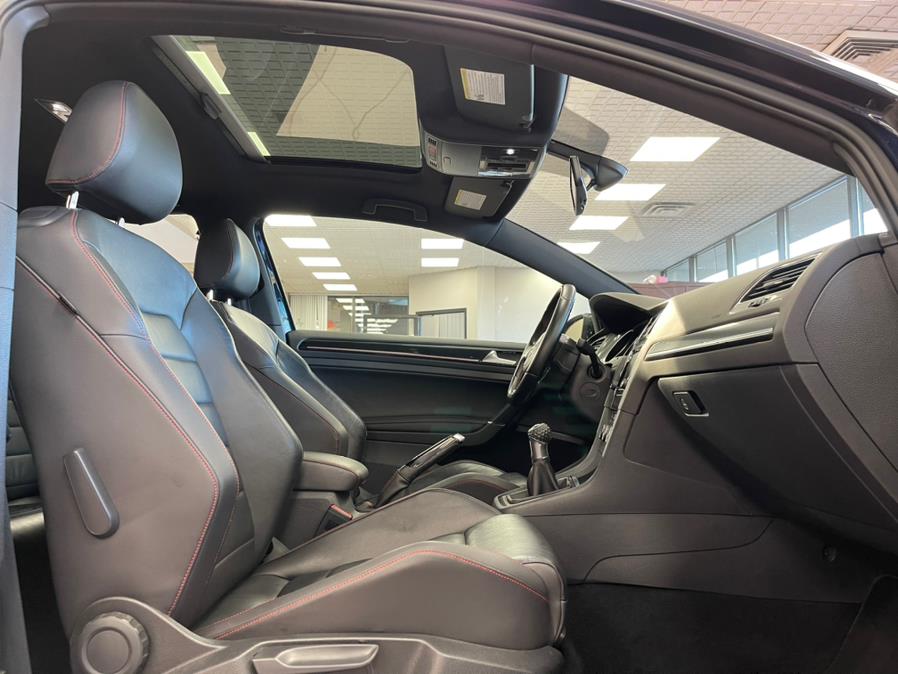 Used Volkswagen Golf GTI 2dr HB Man SE w/Performance Pkg 2015 | Power Motors East. Massapequa Park, New York Used Volkswagen Golf GTI 2dr HB Man SE w/Performance Pkg 2015 | Power Motors East. Massapequa Park, New York