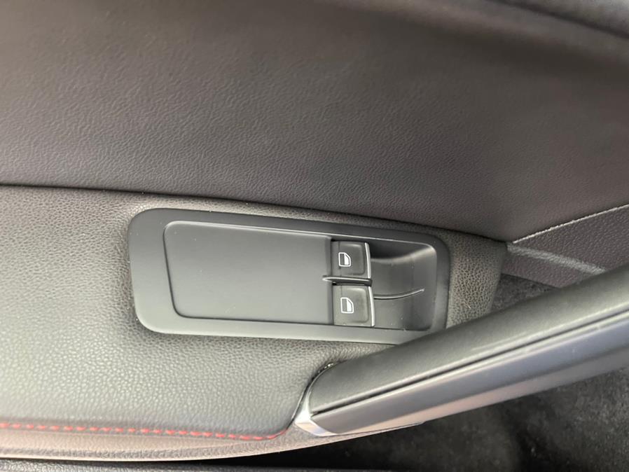 Used Volkswagen Golf GTI 2dr HB Man SE w/Performance Pkg 2015 | Power Motors East. Massapequa Park, New York Used Volkswagen Golf GTI 2dr HB Man SE w/Performance Pkg 2015 | Power Motors East. Massapequa Park, New York