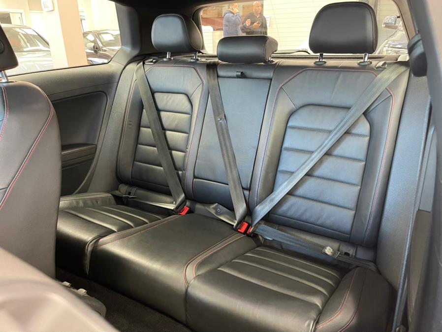Used Volkswagen Golf GTI 2dr HB Man SE w/Performance Pkg 2015 | Power Motors East. Massapequa Park, New York Used Volkswagen Golf GTI 2dr HB Man SE w/Performance Pkg 2015 | Power Motors East. Massapequa Park, New York
