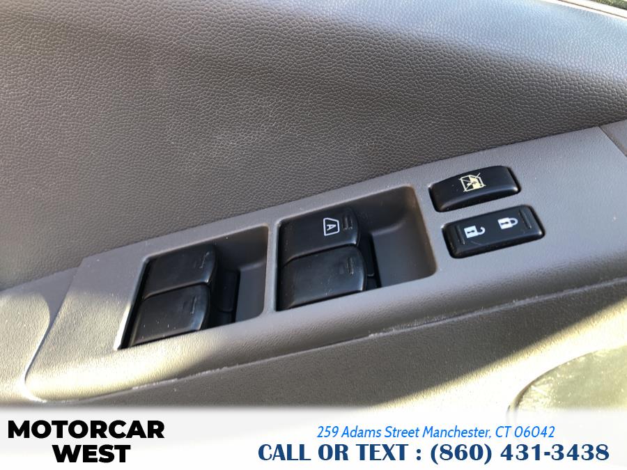 2013 Nissan Frontier 4WD Crew Cab SWB Auto SV, available for sale in Manchester, Connecticut | Motorcar West. Manchester, Connecticut 2013 Nissan Frontier 4WD Crew Cab SWB Auto SV, available for sale in Manchester, Connecticut | Motorcar West. Manchester, Connecticut