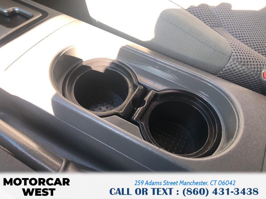2013 Nissan Frontier 4WD Crew Cab SWB Auto SV, available for sale in Manchester, Connecticut | Motorcar West. Manchester, Connecticut 2013 Nissan Frontier 4WD Crew Cab SWB Auto SV, available for sale in Manchester, Connecticut | Motorcar West. Manchester, Connecticut