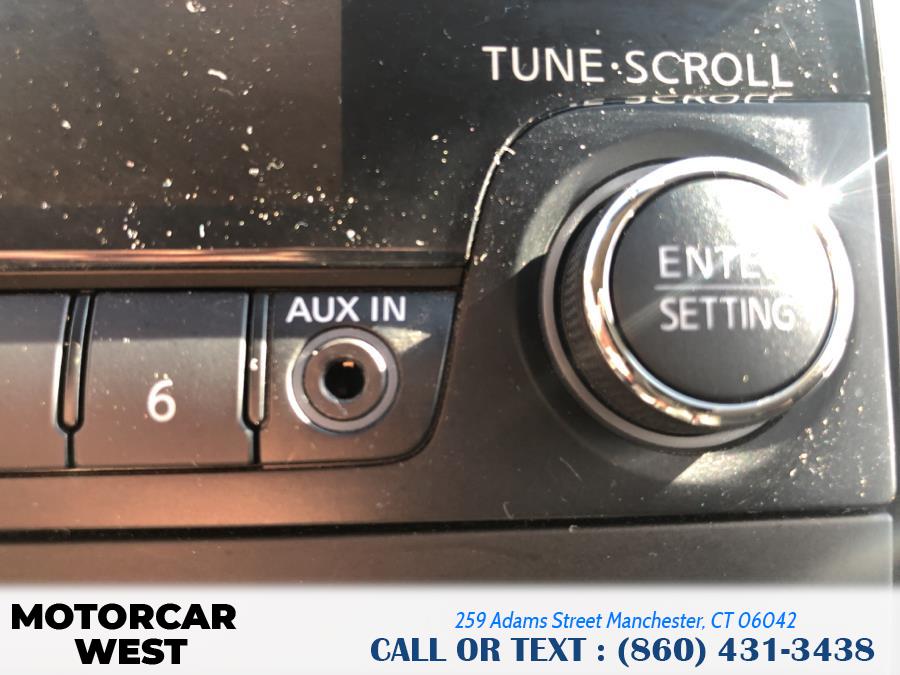 2013 Nissan Frontier 4WD Crew Cab SWB Auto SV, available for sale in Manchester, Connecticut | Motorcar West. Manchester, Connecticut 2013 Nissan Frontier 4WD Crew Cab SWB Auto SV, available for sale in Manchester, Connecticut | Motorcar West. Manchester, Connecticut