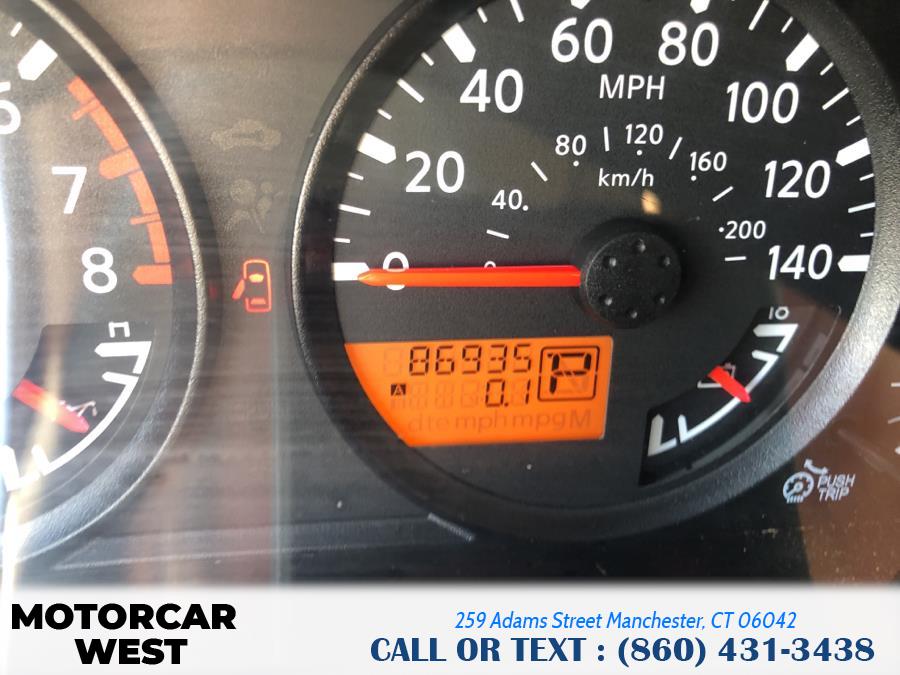 2013 Nissan Frontier 4WD Crew Cab SWB Auto SV, available for sale in Manchester, Connecticut | Motorcar West. Manchester, Connecticut 2013 Nissan Frontier 4WD Crew Cab SWB Auto SV, available for sale in Manchester, Connecticut | Motorcar West. Manchester, Connecticut
