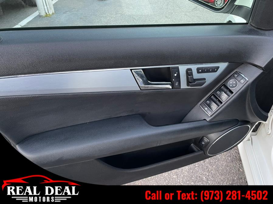Used Mercedes-Benz C-Class 4dr Sdn 3.0L Sport 4MATIC 2009 | Real Deal Motors. Lodi, New Jersey Used Mercedes-Benz C-Class 4dr Sdn 3.0L Sport 4MATIC 2009 | Real Deal Motors. Lodi, New Jersey