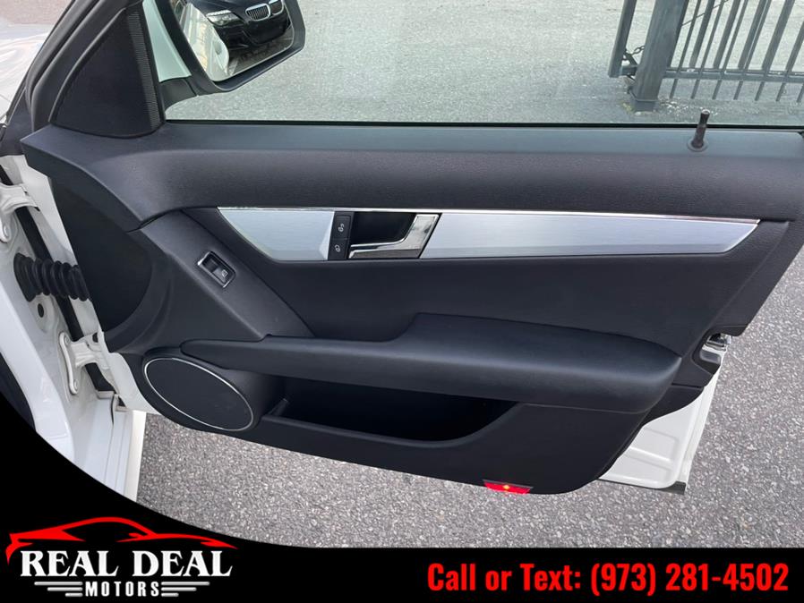 Used Mercedes-Benz C-Class 4dr Sdn 3.0L Sport 4MATIC 2009 | Real Deal Motors. Lodi, New Jersey Used Mercedes-Benz C-Class 4dr Sdn 3.0L Sport 4MATIC 2009 | Real Deal Motors. Lodi, New Jersey