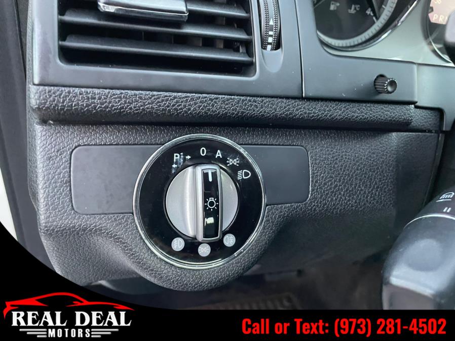 Used Mercedes-Benz C-Class 4dr Sdn 3.0L Sport 4MATIC 2009 | Real Deal Motors. Lodi, New Jersey Used Mercedes-Benz C-Class 4dr Sdn 3.0L Sport 4MATIC 2009 | Real Deal Motors. Lodi, New Jersey
