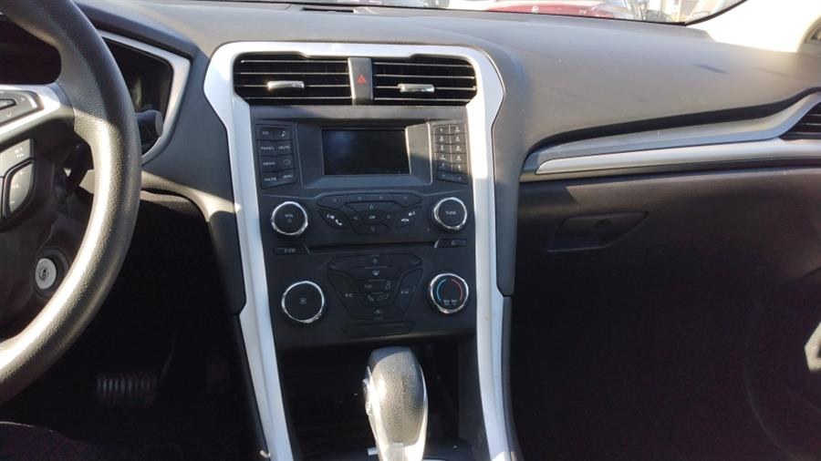 Used Ford Fusion 4dr Sdn S FWD 2016 | Sunrise of Elmont. Elmont, New York Used Ford Fusion 4dr Sdn S FWD 2016 | Sunrise of Elmont. Elmont, New York