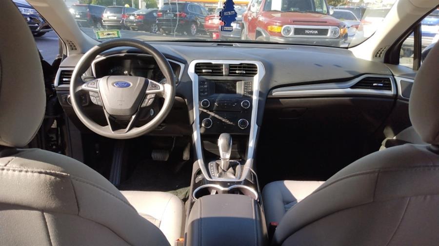 Used Ford Fusion 4dr Sdn S FWD 2016 | Sunrise of Elmont. Elmont, New York Used Ford Fusion 4dr Sdn S FWD 2016 | Sunrise of Elmont. Elmont, New York