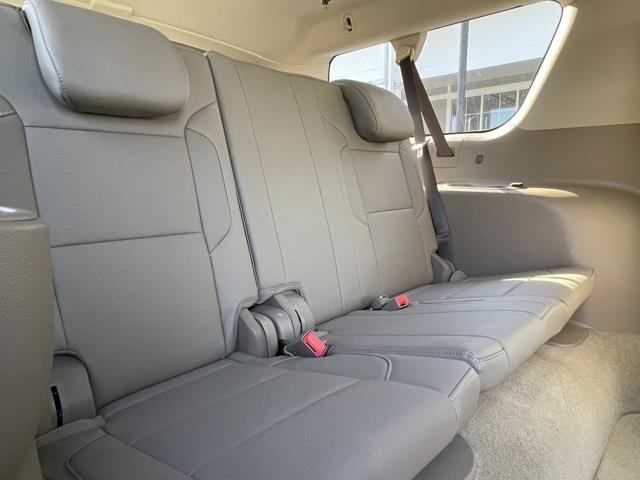 Used Chevrolet Suburban Premier 2018 | Blasius Federal Road. Brookfield, Connecticut Used Chevrolet Suburban Premier 2018 | Blasius Federal Road. Brookfield, Connecticut