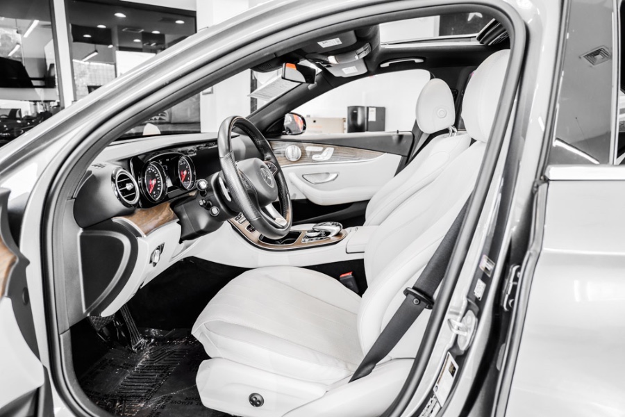 Used Mercedes-Benz E-Class ///AMG Package E 300 4MATIC Sedan 2018 | 26 Motors Long Island. ELMONT, New York Used Mercedes-Benz E-Class ///AMG Package E 300 4MATIC Sedan 2018 | 26 Motors Long Island. ELMONT, New York