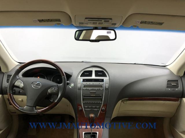 2012 Lexus Es 350 4dr Sdn, available for sale in Naugatuck, Connecticut | J&M Automotive Sls&Svc LLC. Naugatuck, Connecticut 2012 Lexus Es 350 4dr Sdn, available for sale in Naugatuck, Connecticut | J&M Automotive Sls&Svc LLC. Naugatuck, Connecticut