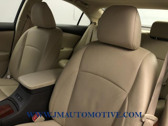 2012 Lexus Es 350 4dr Sdn, available for sale in Naugatuck, Connecticut | J&M Automotive Sls&Svc LLC. Naugatuck, Connecticut 2012 Lexus Es 350 4dr Sdn, available for sale in Naugatuck, Connecticut | J&M Automotive Sls&Svc LLC. Naugatuck, Connecticut