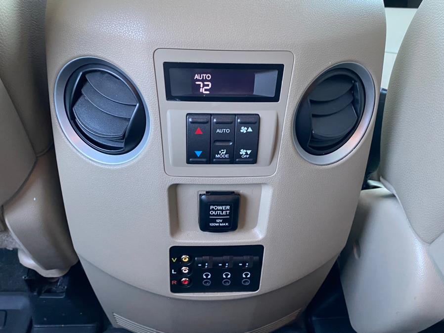 Used Honda Pilot 4WD 4dr Touring w/RES & Navi 2015 | VEB Auto Sales. Hartford, Connecticut Used Honda Pilot 4WD 4dr Touring w/RES & Navi 2015 | VEB Auto Sales. Hartford, Connecticut