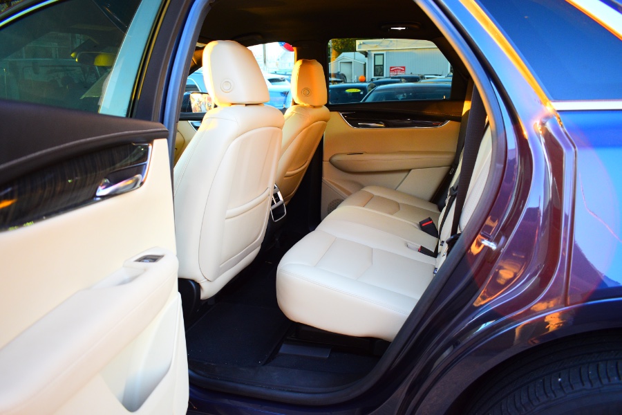 Used Cadillac XT5 AWD 4dr 2018 | Hillside Auto Mall Inc.. Jamaica, New York Used Cadillac XT5 AWD 4dr 2018 | Hillside Auto Mall Inc.. Jamaica, New York