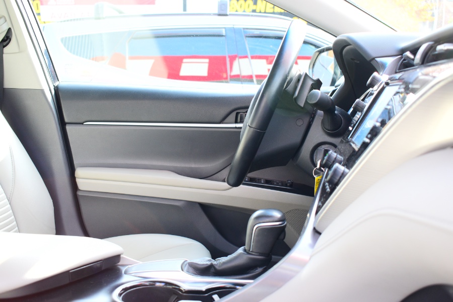 Used Toyota Camry SE Auto (Natl) 2018 | Hillside Auto Mall Inc.. Jamaica, New York Used Toyota Camry SE Auto (Natl) 2018 | Hillside Auto Mall Inc.. Jamaica, New York
