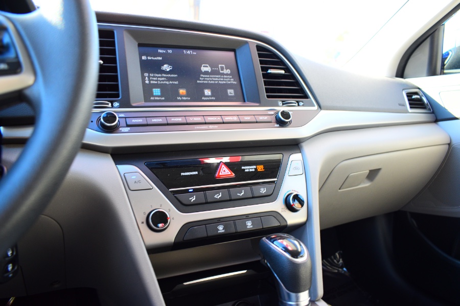 Used Hyundai Elantra SEL 2.0L Auto SULEV (Alabama) 2018 | Hillside Auto Mall Inc.. Jamaica, New York Used Hyundai Elantra SEL 2.0L Auto SULEV (Alabama) 2018 | Hillside Auto Mall Inc.. Jamaica, New York
