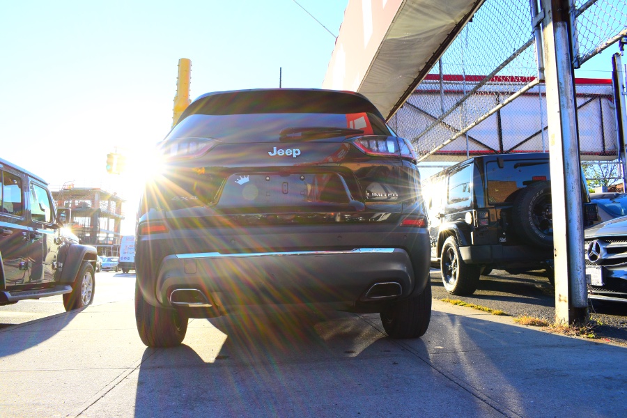 Used Jeep Cherokee Limited 4x4 2019 | Hillside Auto Mall Inc.. Jamaica, New York Used Jeep Cherokee Limited 4x4 2019 | Hillside Auto Mall Inc.. Jamaica, New York
