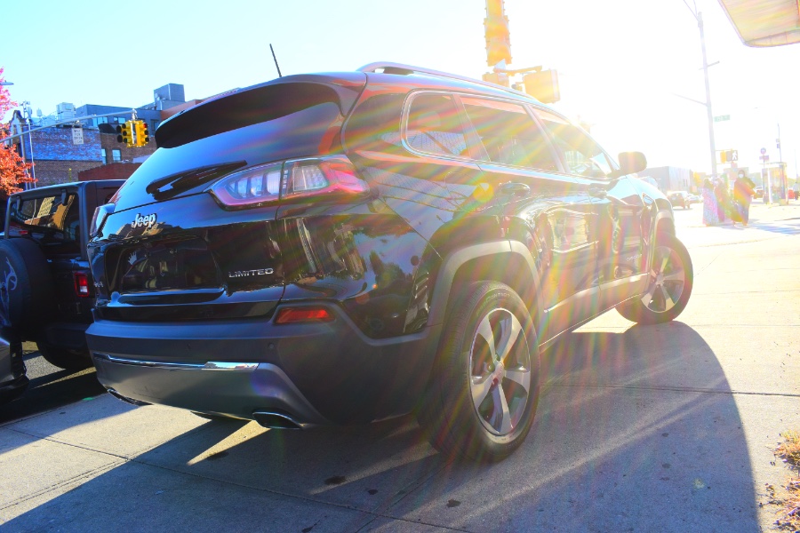 Used Jeep Cherokee Limited 4x4 2019 | Hillside Auto Mall Inc.. Jamaica, New York Used Jeep Cherokee Limited 4x4 2019 | Hillside Auto Mall Inc.. Jamaica, New York
