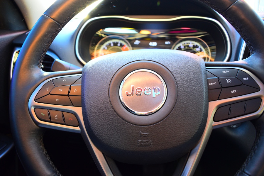 Used Jeep Cherokee Limited 4x4 2019 | Hillside Auto Mall Inc.. Jamaica, New York Used Jeep Cherokee Limited 4x4 2019 | Hillside Auto Mall Inc.. Jamaica, New York