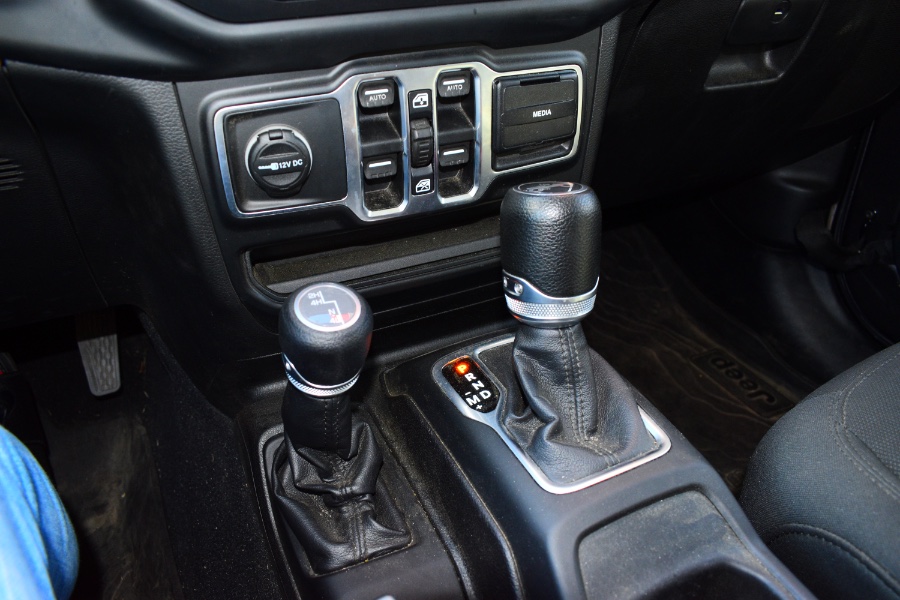 Used Jeep Wrangler Unlimited Sport S 4x4 2018 | Hillside Auto Mall Inc.. Jamaica, New York Used Jeep Wrangler Unlimited Sport S 4x4 2018 | Hillside Auto Mall Inc.. Jamaica, New York