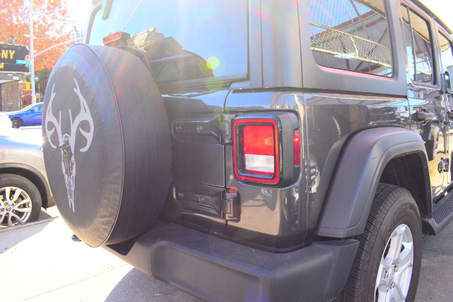 Used Jeep Wrangler Unlimited Sport S 4x4 2018 | Hillside Auto Mall Inc.. Jamaica, New York Used Jeep Wrangler Unlimited Sport S 4x4 2018 | Hillside Auto Mall Inc.. Jamaica, New York