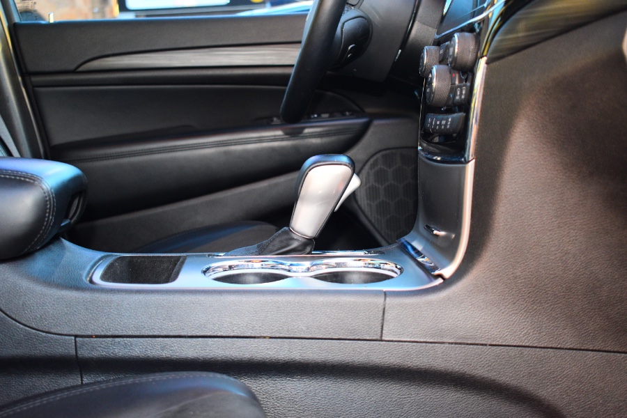 Used Jeep Grand Cherokee Altitude 4x4 2019 | Hillside Auto Mall Inc.. Jamaica, New York Used Jeep Grand Cherokee Altitude 4x4 2019 | Hillside Auto Mall Inc.. Jamaica, New York