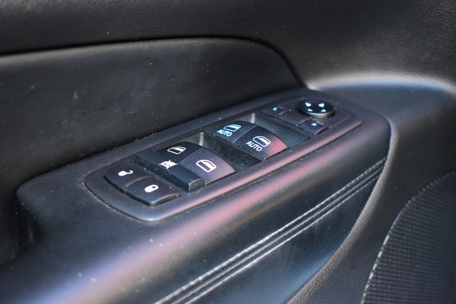 Used Jeep Grand Cherokee Altitude 4x4 2019 | Hillside Auto Mall Inc.. Jamaica, New York Used Jeep Grand Cherokee Altitude 4x4 2019 | Hillside Auto Mall Inc.. Jamaica, New York