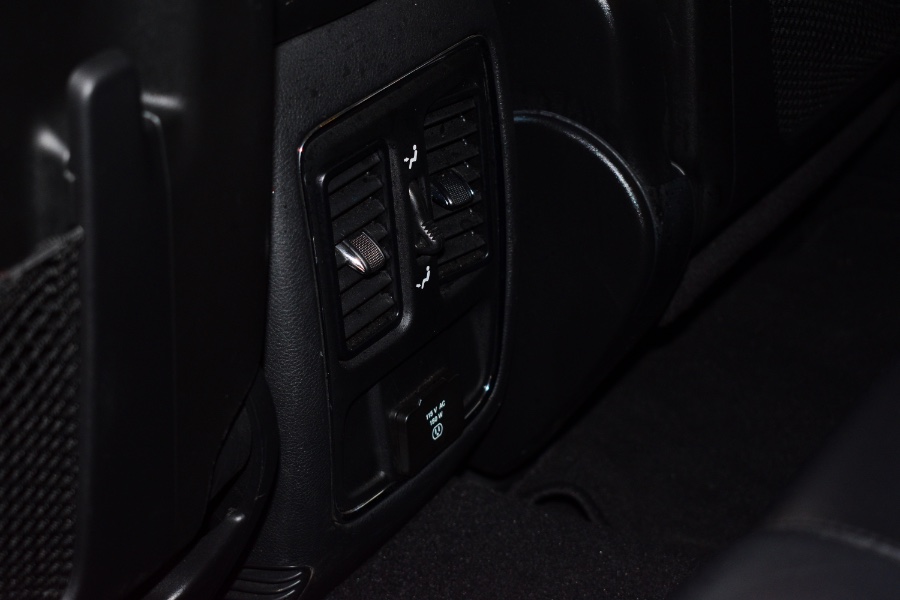 Used Jeep Grand Cherokee Altitude 4x4 2019 | Hillside Auto Mall Inc.. Jamaica, New York Used Jeep Grand Cherokee Altitude 4x4 2019 | Hillside Auto Mall Inc.. Jamaica, New York