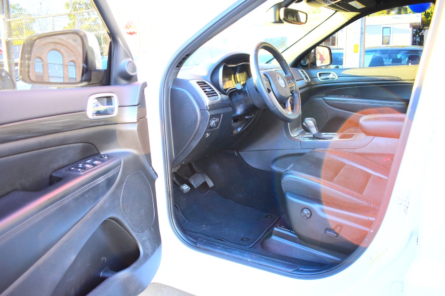 Used Jeep Grand Cherokee Altitude 4x4 2019 | Hillside Auto Mall Inc.. Jamaica, New York Used Jeep Grand Cherokee Altitude 4x4 2019 | Hillside Auto Mall Inc.. Jamaica, New York