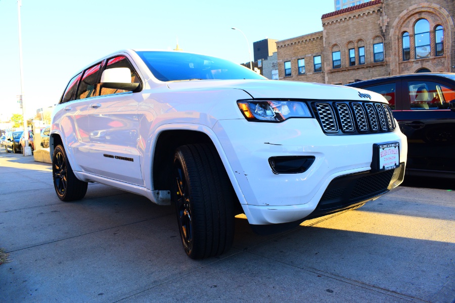 Used Jeep Grand Cherokee Altitude 4x4 2019 | Hillside Auto Mall Inc.. Jamaica, New York Used Jeep Grand Cherokee Altitude 4x4 2019 | Hillside Auto Mall Inc.. Jamaica, New York