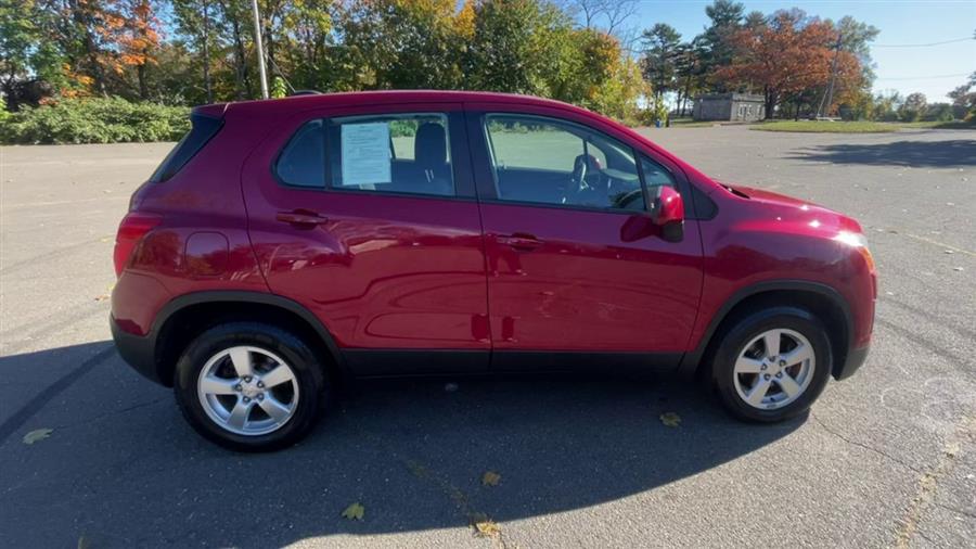 2015 Chevrolet Trax AWD 4dr LS w/1LS, available for sale in Stratford, Connecticut | Wiz Leasing Inc. Stratford, Connecticut 2015 Chevrolet Trax AWD 4dr LS w/1LS, available for sale in Stratford, Connecticut | Wiz Leasing Inc. Stratford, Connecticut