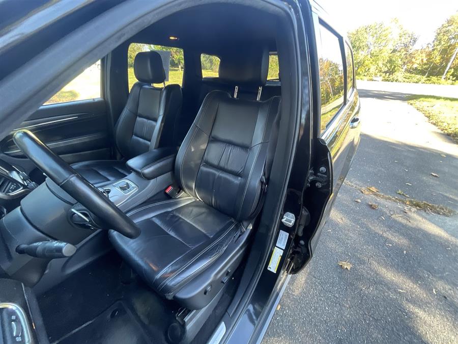 2015 Jeep Grand Cherokee 4WD 4dr Limited, available for sale in Stratford, Connecticut | Wiz Leasing Inc. Stratford, Connecticut 2015 Jeep Grand Cherokee 4WD 4dr Limited, available for sale in Stratford, Connecticut | Wiz Leasing Inc. Stratford, Connecticut