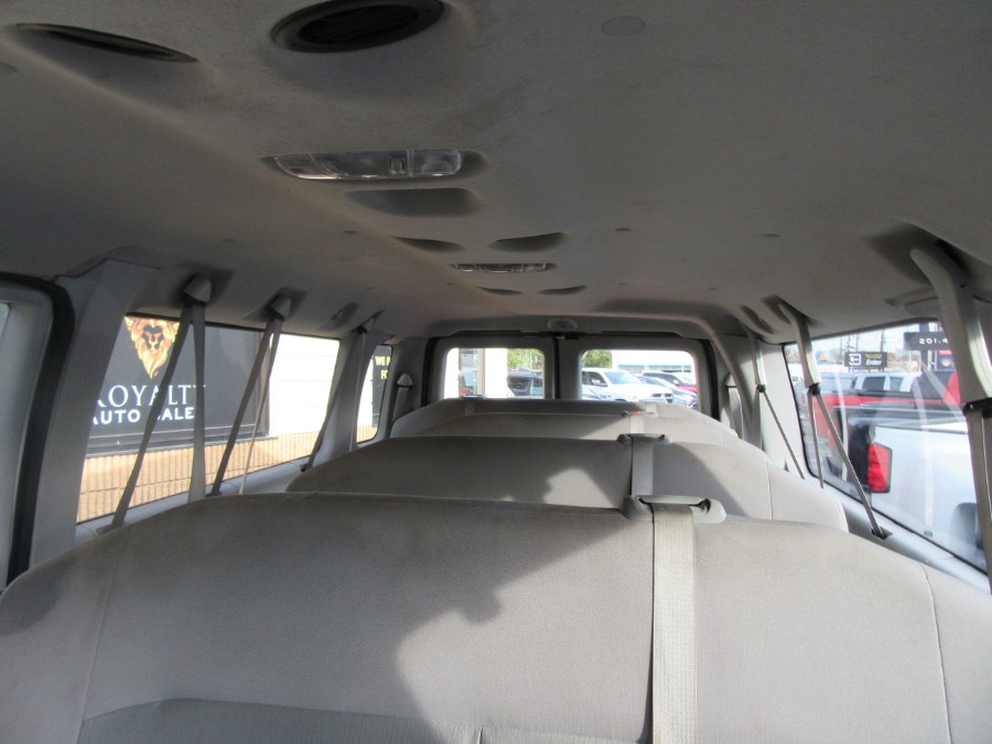 Used Ford Econoline Wagon E-350 Super Duty Ext XLT 2013 | Royalty Auto Sales. Little Ferry, New Jersey Used Ford Econoline Wagon E-350 Super Duty Ext XLT 2013 | Royalty Auto Sales. Little Ferry, New Jersey