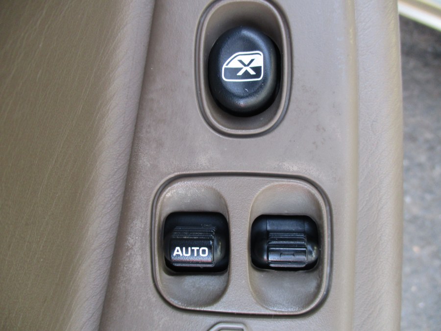 Used Dodge Stratus SXT 2004 | Cos Central Auto. Meriden, Connecticut Used Dodge Stratus SXT 2004 | Cos Central Auto. Meriden, Connecticut