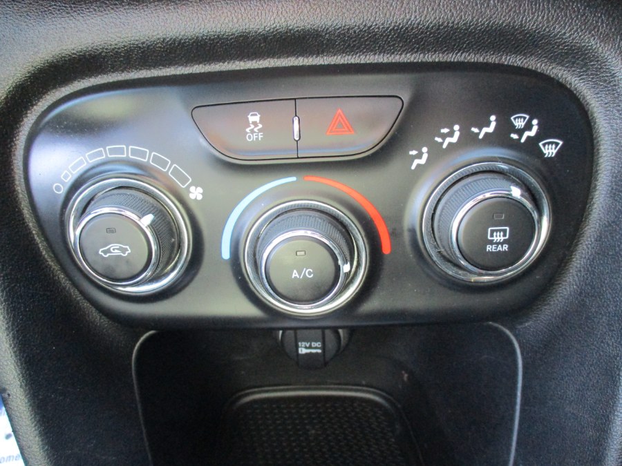 Used Dodge Dart 4dr Sdn SXT 2013 | Cos Central Auto. Meriden, Connecticut Used Dodge Dart 4dr Sdn SXT 2013 | Cos Central Auto. Meriden, Connecticut