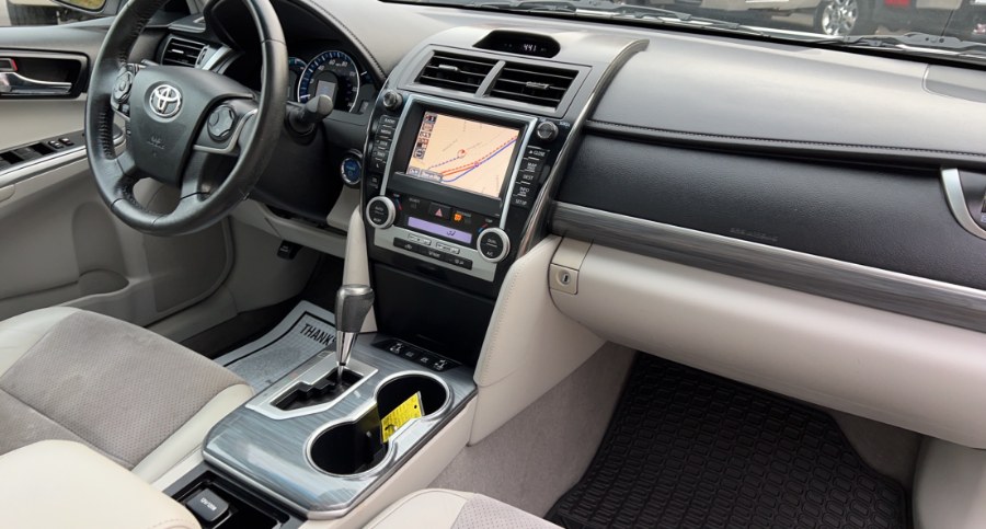 2012 Toyota Camry Hybrid 4dr Sdn XLE, available for sale in Waterbury, Connecticut | West End Automotive Center. Waterbury, Connecticut 2012 Toyota Camry Hybrid 4dr Sdn XLE, available for sale in Waterbury, Connecticut | West End Automotive Center. Waterbury, Connecticut