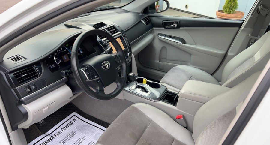 2012 Toyota Camry Hybrid 4dr Sdn XLE, available for sale in Waterbury, Connecticut | West End Automotive Center. Waterbury, Connecticut 2012 Toyota Camry Hybrid 4dr Sdn XLE, available for sale in Waterbury, Connecticut | West End Automotive Center. Waterbury, Connecticut