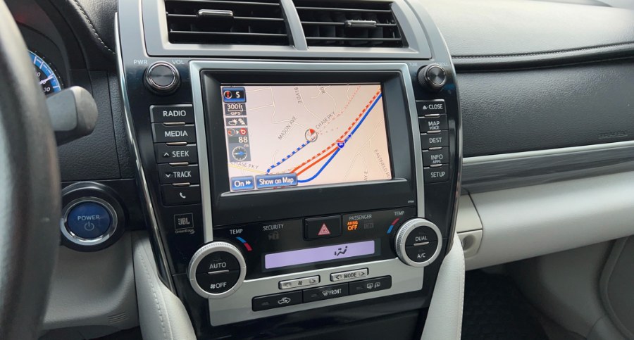 2012 Toyota Camry Hybrid 4dr Sdn XLE, available for sale in Waterbury, Connecticut | West End Automotive Center. Waterbury, Connecticut 2012 Toyota Camry Hybrid 4dr Sdn XLE, available for sale in Waterbury, Connecticut | West End Automotive Center. Waterbury, Connecticut