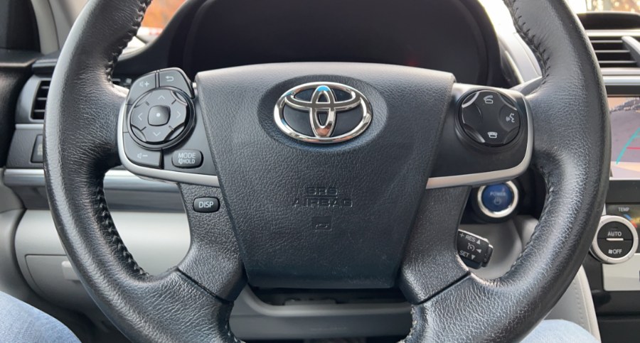 2012 Toyota Camry Hybrid 4dr Sdn XLE, available for sale in Waterbury, Connecticut | West End Automotive Center. Waterbury, Connecticut 2012 Toyota Camry Hybrid 4dr Sdn XLE, available for sale in Waterbury, Connecticut | West End Automotive Center. Waterbury, Connecticut