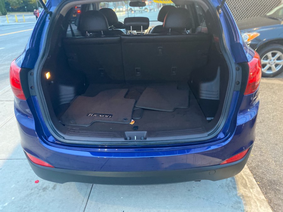 Used Hyundai Tucson FWD 4dr Auto GLS *Ltd Avail* 2011 | Middle Village Motors . Middle Village, New York Used Hyundai Tucson FWD 4dr Auto GLS *Ltd Avail* 2011 | Middle Village Motors . Middle Village, New York