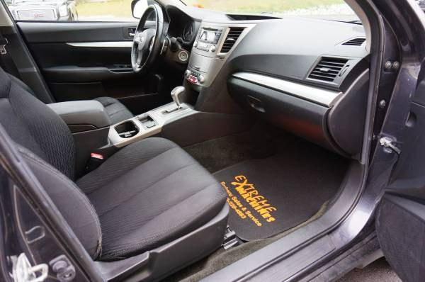 Used Subaru Outback 4dr Wgn H4 Auto 2.5i Premium 2012 | Extreme Machines. Bow , New Hampshire