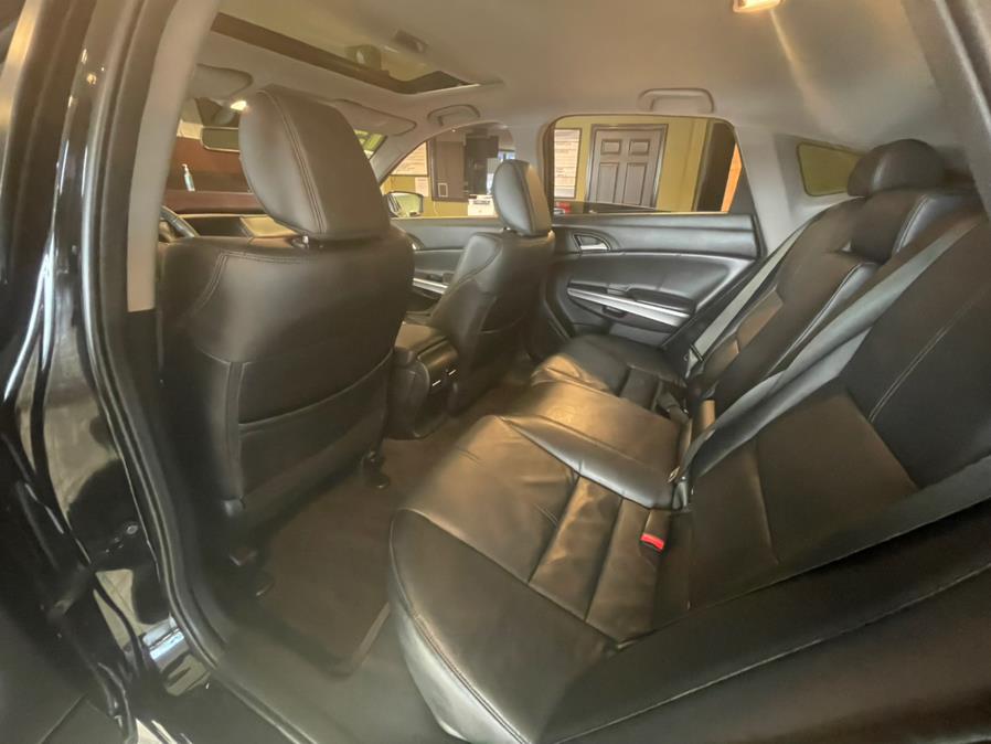 Used Honda Crosstour 4WD V6 5dr EX-L w/Navi 2015 | AutoMax. West Hartford, Connecticut Used Honda Crosstour 4WD V6 5dr EX-L w/Navi 2015 | AutoMax. West Hartford, Connecticut