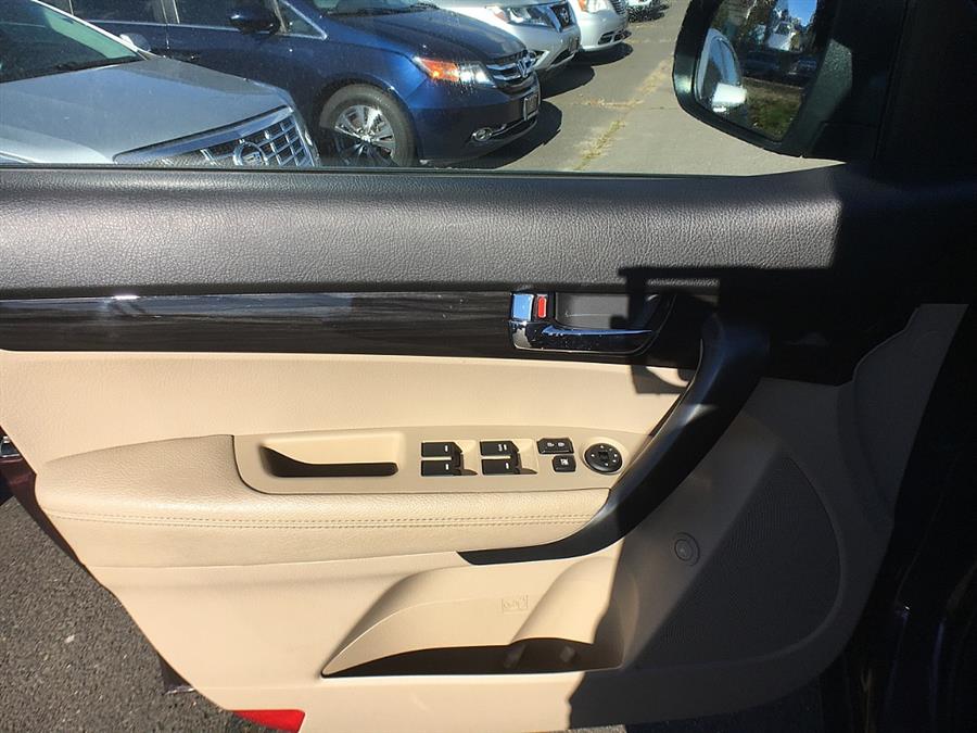 Used Kia Sorento 2WD 4dr I4-GDI LX 2013 | Smart Buy Auto Sales, LLC. Wallingford, Connecticut Used Kia Sorento 2WD 4dr I4-GDI LX 2013 | Smart Buy Auto Sales, LLC. Wallingford, Connecticut