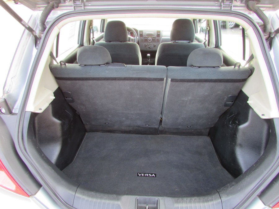 Used Nissan Versa 5dr HB I4 CVT 1.8 SL 2010 | United Auto Sales of E Windsor, Inc. East Windsor, Connecticut Used Nissan Versa 5dr HB I4 CVT 1.8 SL 2010 | United Auto Sales of E Windsor, Inc. East Windsor, Connecticut