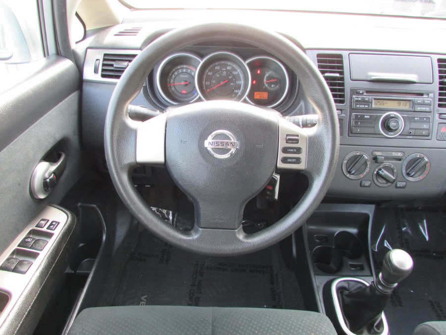 Used Nissan Versa 5dr HB I4 CVT 1.8 SL 2010 | United Auto Sales of E Windsor, Inc. East Windsor, Connecticut Used Nissan Versa 5dr HB I4 CVT 1.8 SL 2010 | United Auto Sales of E Windsor, Inc. East Windsor, Connecticut