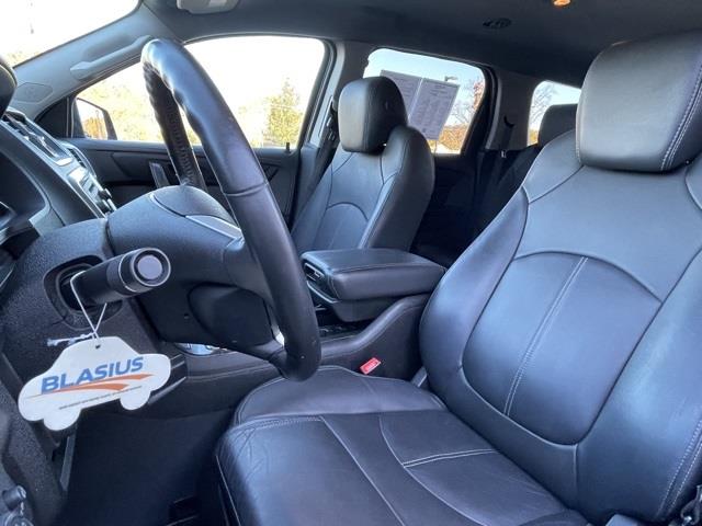 Used GMC Acadia SLT-1 2016 | Blasius Federal Road. Brookfield, Connecticut Used GMC Acadia SLT-1 2016 | Blasius Federal Road. Brookfield, Connecticut