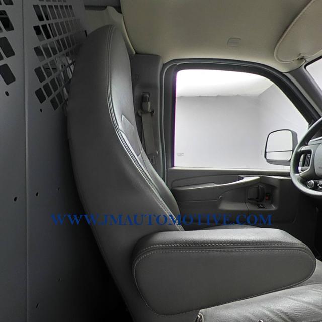 2015 Chevrolet Express RWD 2500 135, available for sale in Naugatuck, Connecticut | J&M Automotive Sls&Svc LLC. Naugatuck, Connecticut 2015 Chevrolet Express RWD 2500 135, available for sale in Naugatuck, Connecticut | J&M Automotive Sls&Svc LLC. Naugatuck, Connecticut
