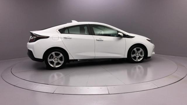 Used Chevrolet Volt 5dr HB LT 2018 | J&M Automotive Sls&Svc LLC. Naugatuck, Connecticut Used Chevrolet Volt 5dr HB LT 2018 | J&M Automotive Sls&Svc LLC. Naugatuck, Connecticut