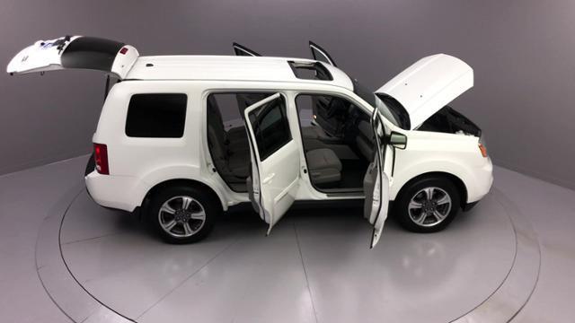 Used Honda Pilot 4WD 4dr SE 2015 | J&M Automotive Sls&Svc LLC. Naugatuck, Connecticut Used Honda Pilot 4WD 4dr SE 2015 | J&M Automotive Sls&Svc LLC. Naugatuck, Connecticut